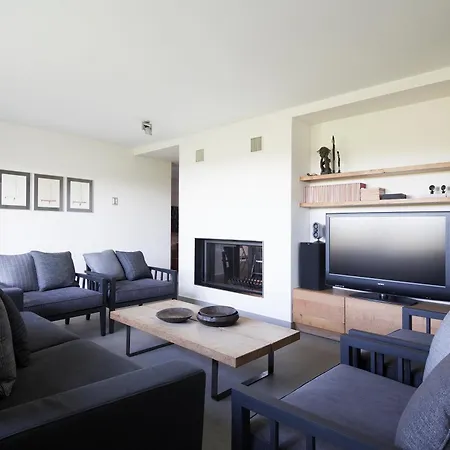& Pool-como House-160 Mt-private Indoor Swimming Pool, Heated Year-private Covered Parking-private Garden And Terrace-fully Equipped Kitchen Apartamento Como