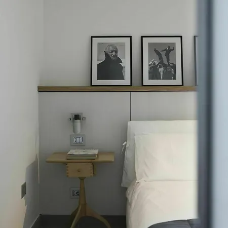 & Pool-como House-160 Mt-private Indoor Swimming Pool, Heated Year-private Covered Parking-private Garden And Terrace-fully Equipped Kitchen アパート