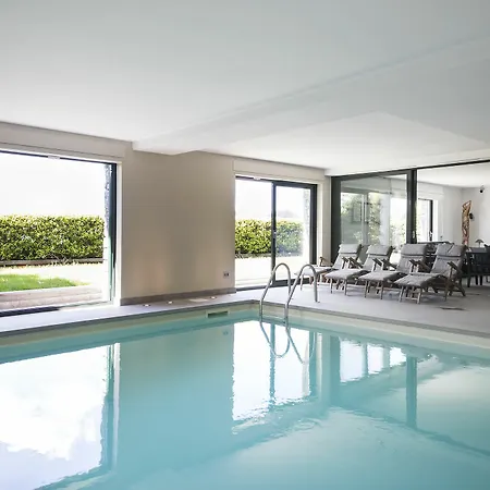 & Pool-como House-160 Mt-private Indoor Swimming Pool, Heated Year-private Covered Parking-private Garden And Terrace-fully Equipped Kitchen コモ