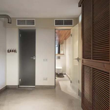 & Pool-como House-160 Mt-private Indoor Swimming Pool, Heated Year-private Covered Parking-private Garden And Terrace-fully Equipped Kitchen コモ