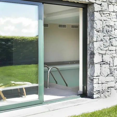 アパート & Pool-como House-160 Mt-private Indoor Swimming Pool, Heated Year-private Covered Parking-private Garden And Terrace-fully Equipped Kitchen *