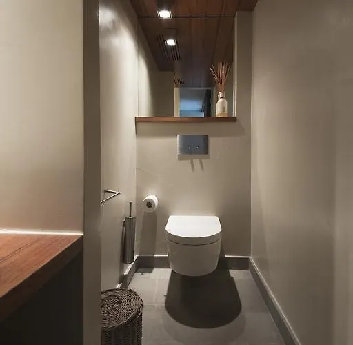 & Pool-como House-160 Mt-private Indoor Swimming Pool, Heated Year-private Covered Parking-private Garden And Terrace-fully Equipped Kitchen Апартаменты *