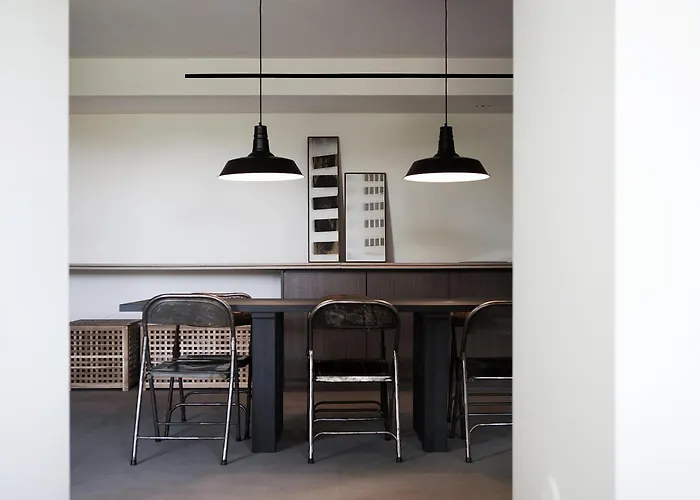 & Pool-como House-160 Mt-private Indoor Swimming Pool, Heated Year-private Covered Parking-private Garden And Terrace-fully Equipped Kitchen Апартаменты