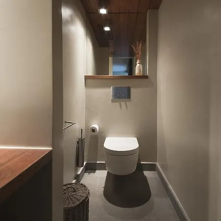 & Pool-como House-160 Mt-private Indoor Swimming Pool, Heated Year-private Covered Parking-private Garden And Terrace-fully Equipped Kitchen דירה *