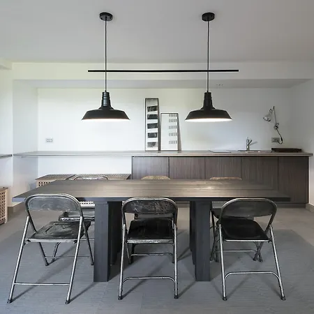 & Pool-como House-160 Mt-private Indoor Swimming Pool, Heated Year-private Covered Parking-private Garden And Terrace-fully Equipped Kitchen *